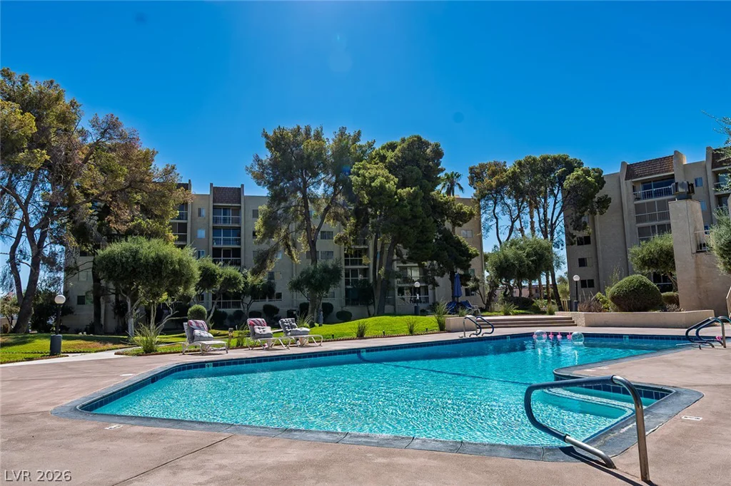 750 Royal Crest, Las Vegas, NV 89169