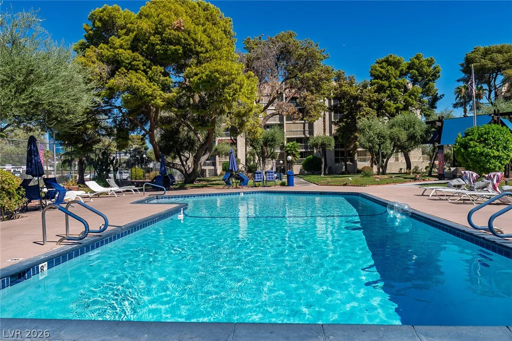750 Royal Crest, Las Vegas, NV 89169