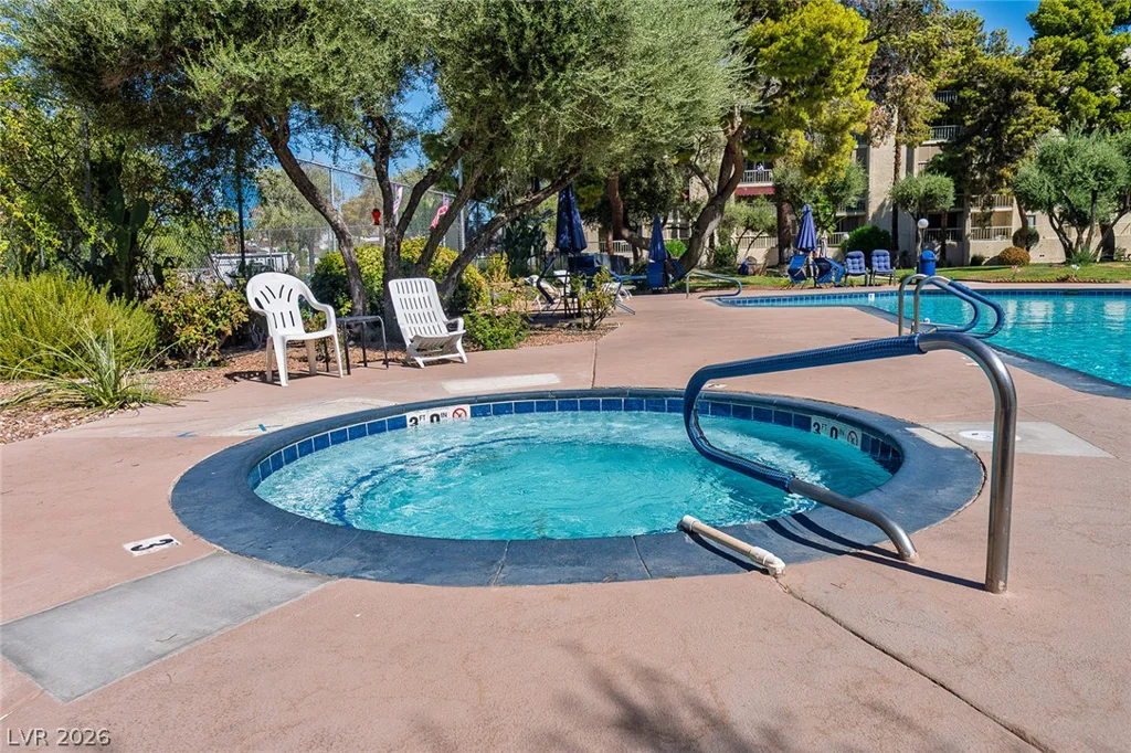 750 Royal Crest, Las Vegas, NV 89169