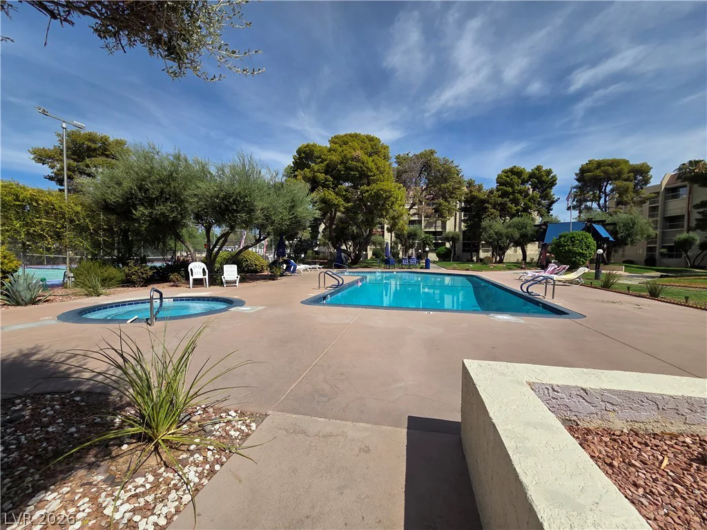 750 Royal Crest, Las Vegas, NV 89169
