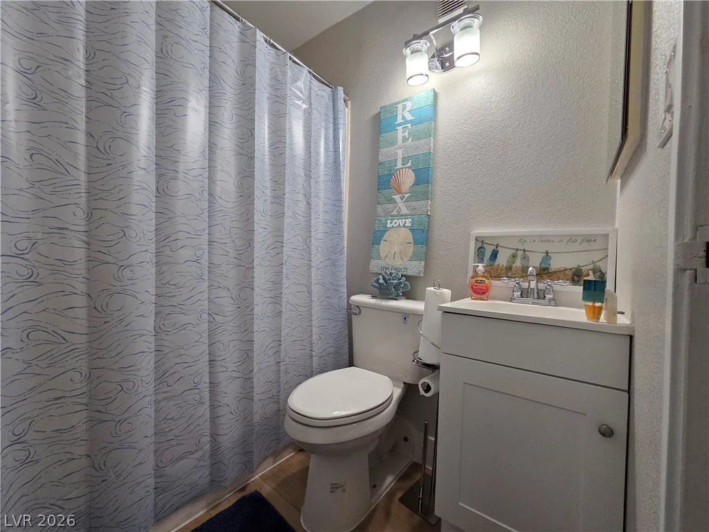750 Royal Crest, Las Vegas, NV 89169