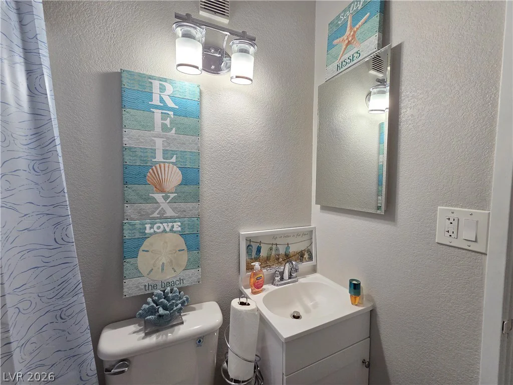 750 Royal Crest, Las Vegas, NV 89169