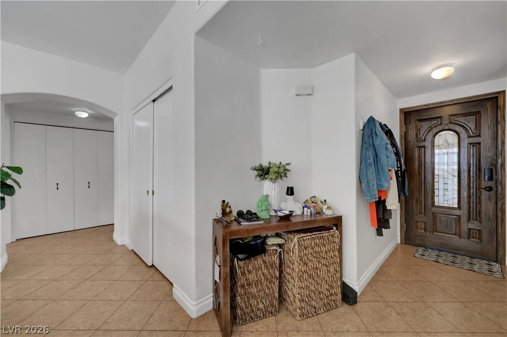 6201 Lake Mead, Las Vegas, NV 89156