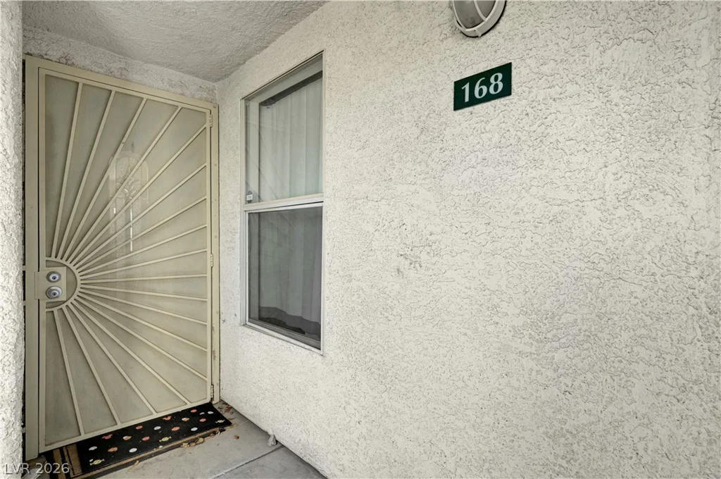 6201 Lake Mead, Las Vegas, NV 89156