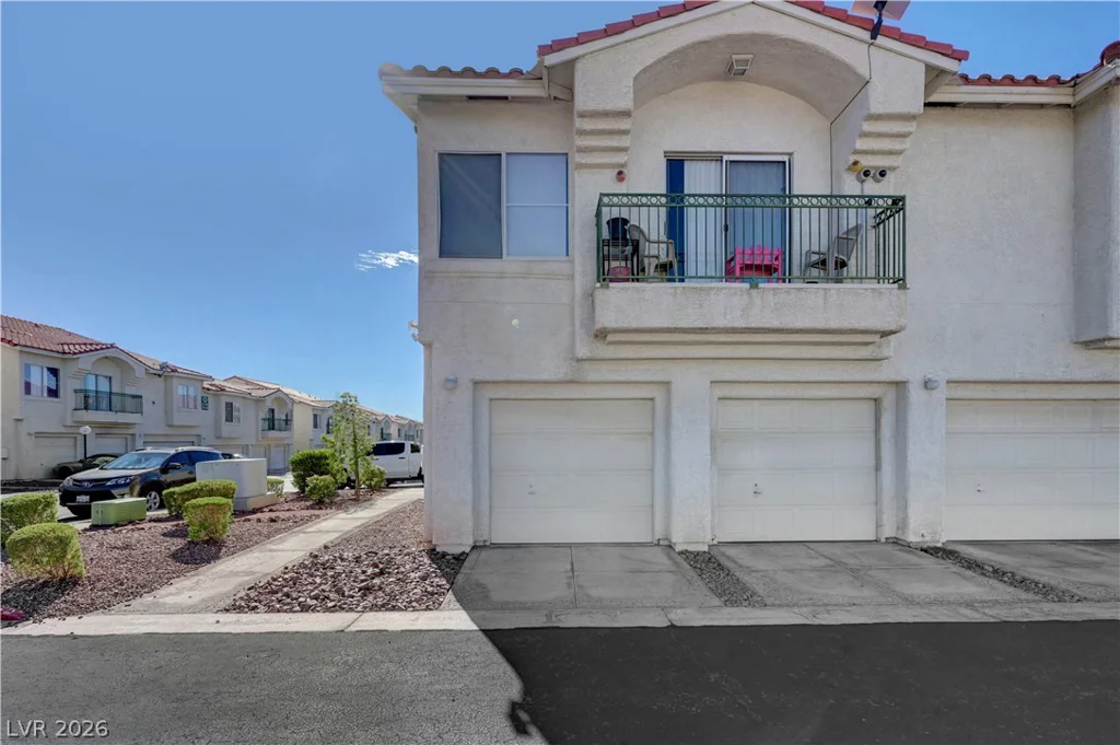 6201 Lake Mead, Las Vegas, NV 89156