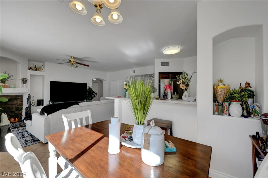 6201 Lake Mead, Las Vegas, NV 89156