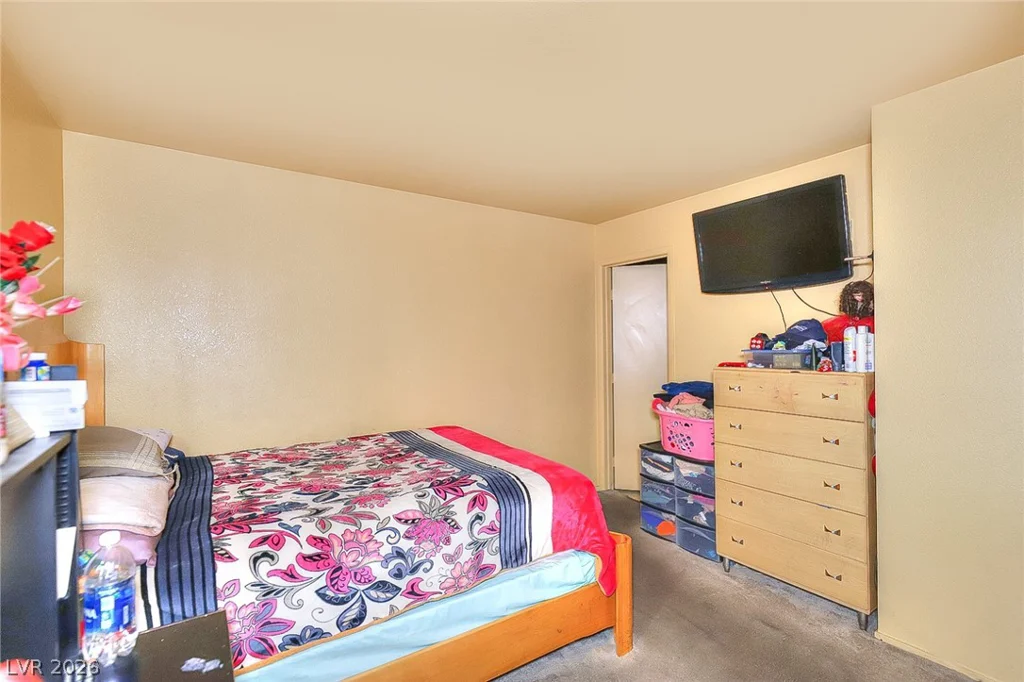 1910 Winter Hill, Las Vegas, NV 89106