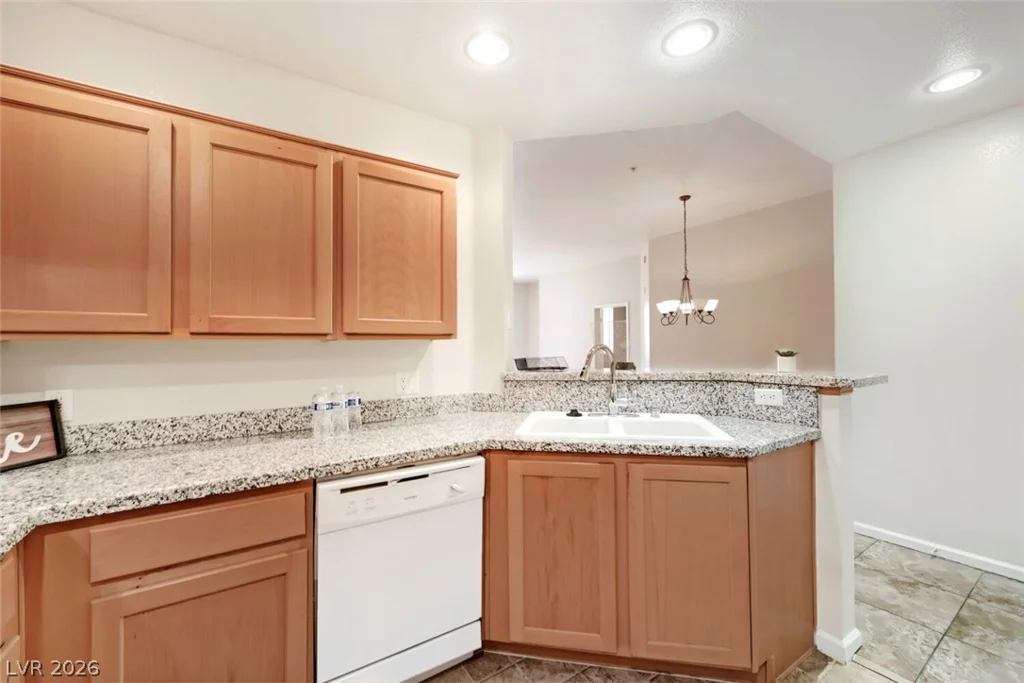39 Agate, Las Vegas, NV 89123