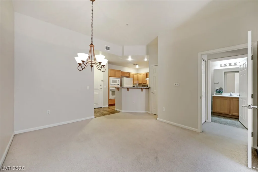 39 Agate, Las Vegas, NV 89123