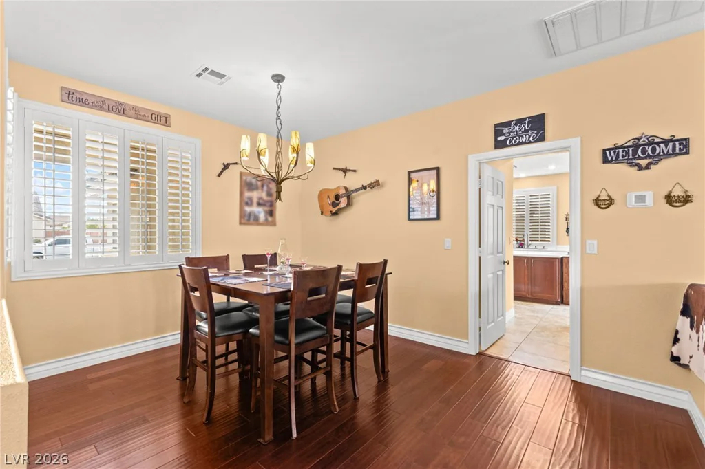680 Coral View, Las Vegas, NV 89110