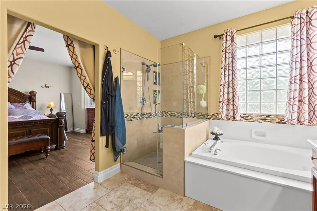 680 Coral View, Las Vegas, NV 89110