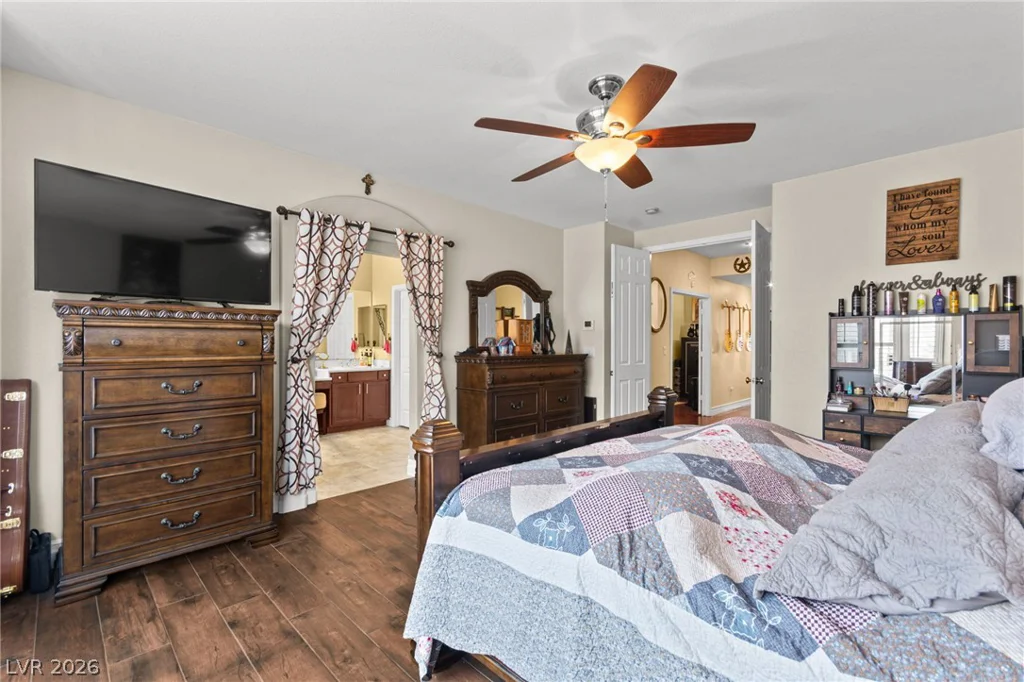 680 Coral View, Las Vegas, NV 89110