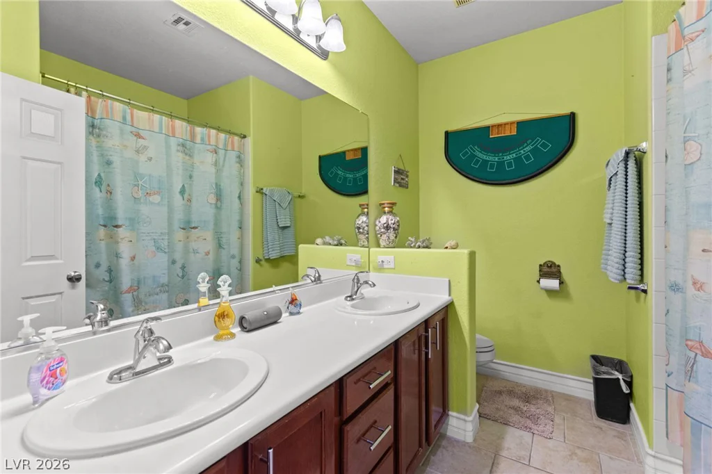 680 Coral View, Las Vegas, NV 89110