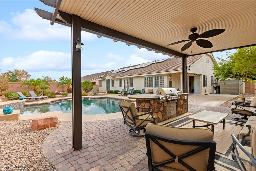 680 Coral View, Las Vegas, NV 89110