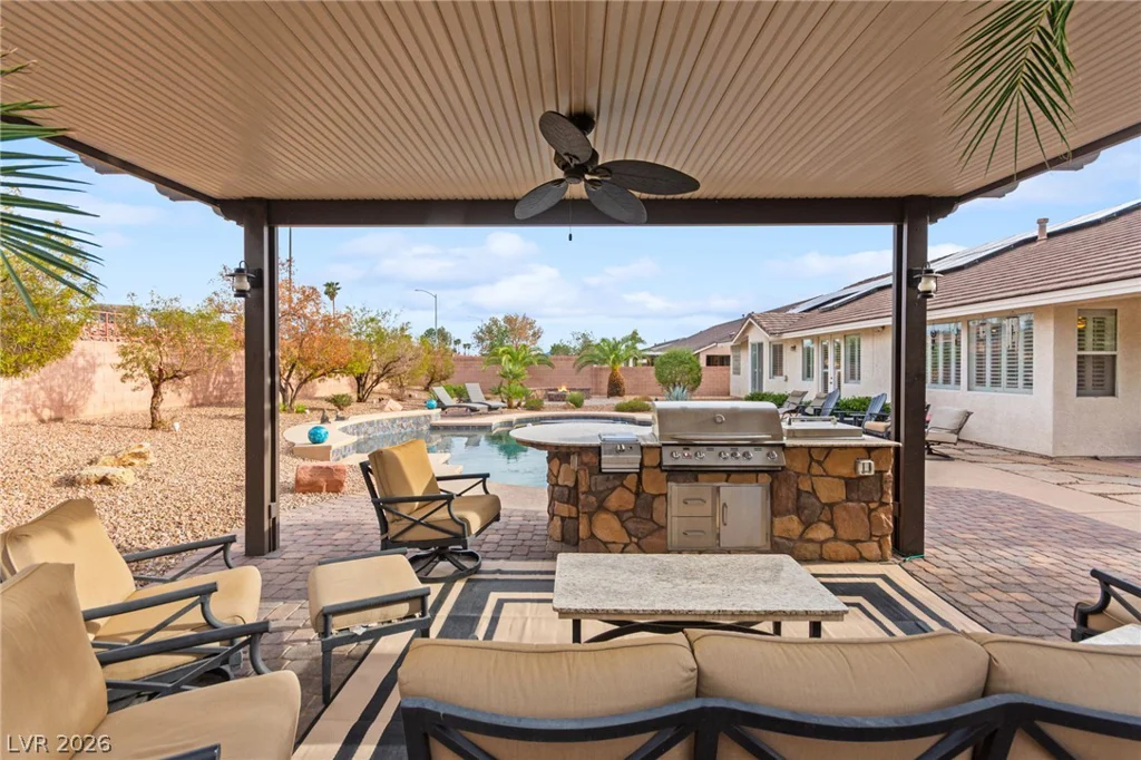 680 Coral View, Las Vegas, NV 89110