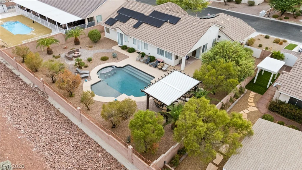 680 Coral View, Las Vegas, NV 89110