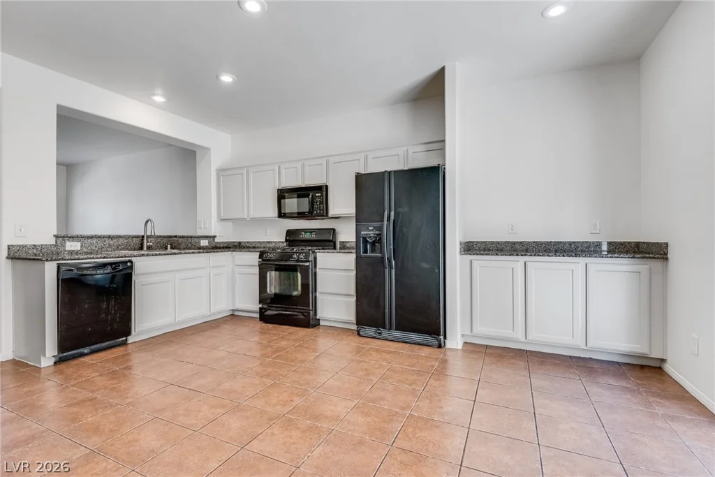 913 Blushing Rose, Henderson, NV 89052