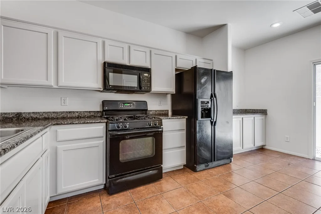 913 Blushing Rose, Henderson, NV 89052