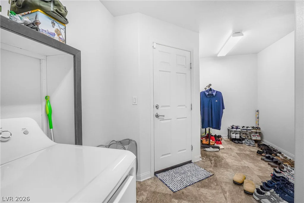 5946 Ancient Peaks, Las Vegas, NV 89141
