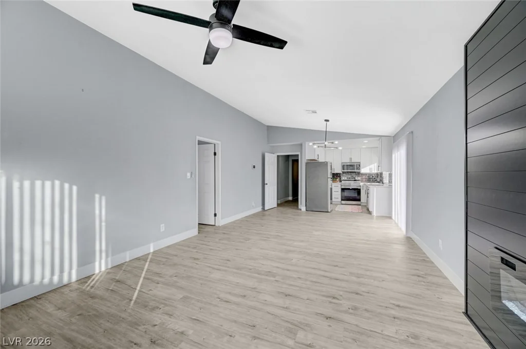 1040 Neil Armstrong, Las Vegas, NV 89145