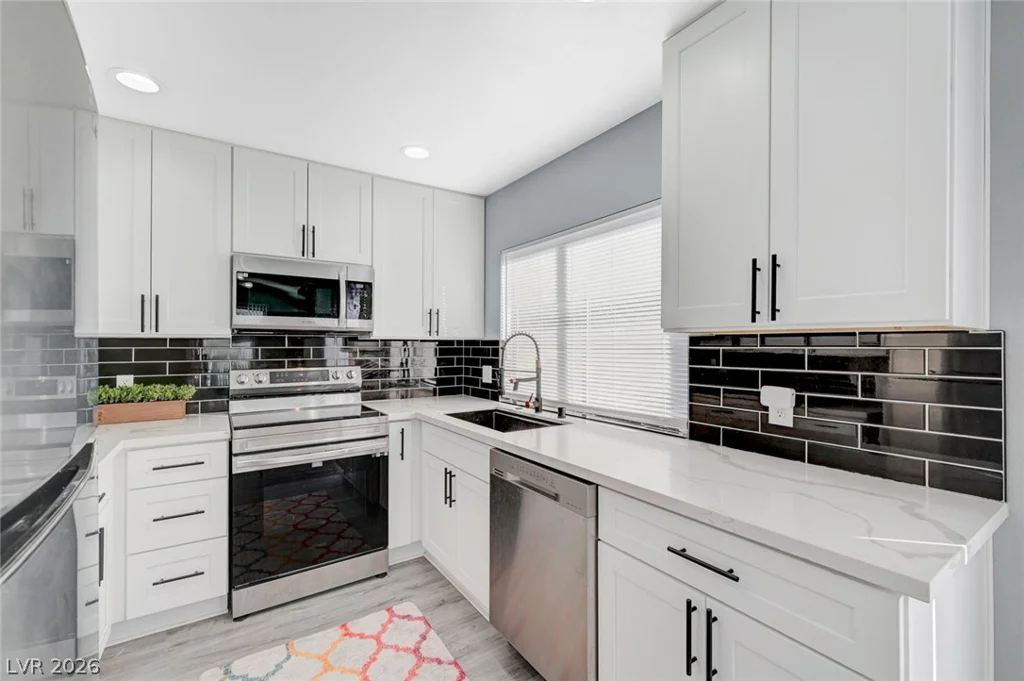 1040 Neil Armstrong, Las Vegas, NV 89145