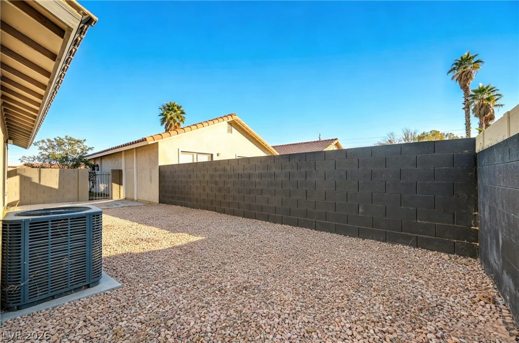 1040 Neil Armstrong, Las Vegas, NV 89145