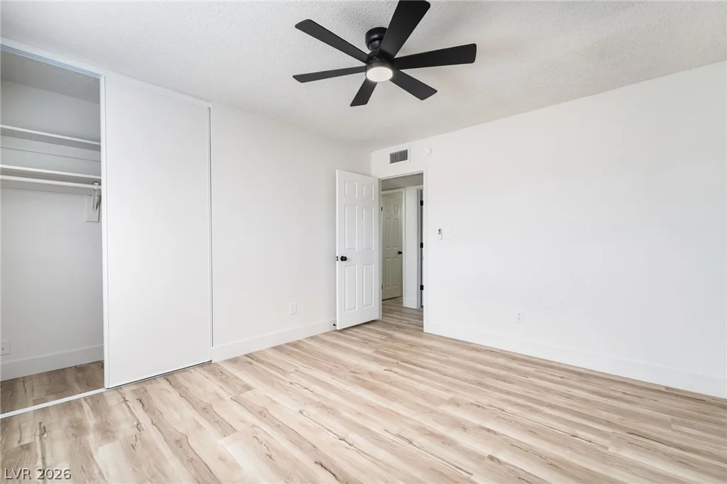 3256 Brentwood, Las Vegas, NV 89121