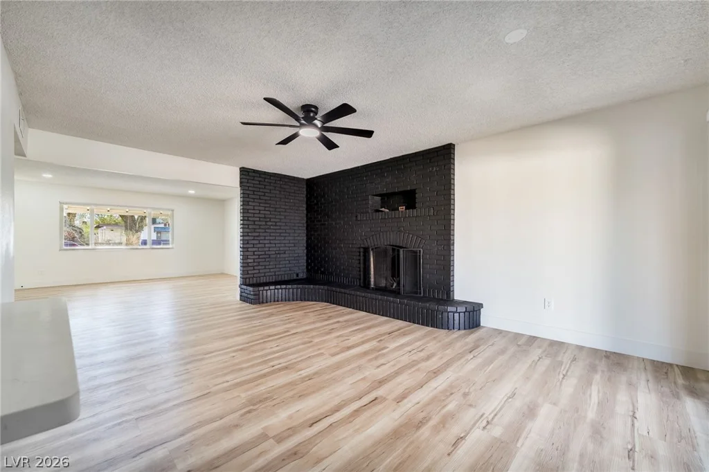 3256 Brentwood, Las Vegas, NV 89121