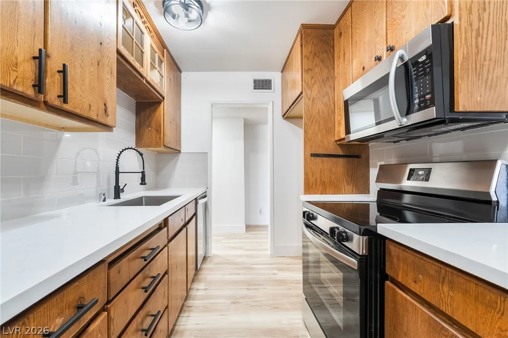 3256 Brentwood, Las Vegas, NV 89121