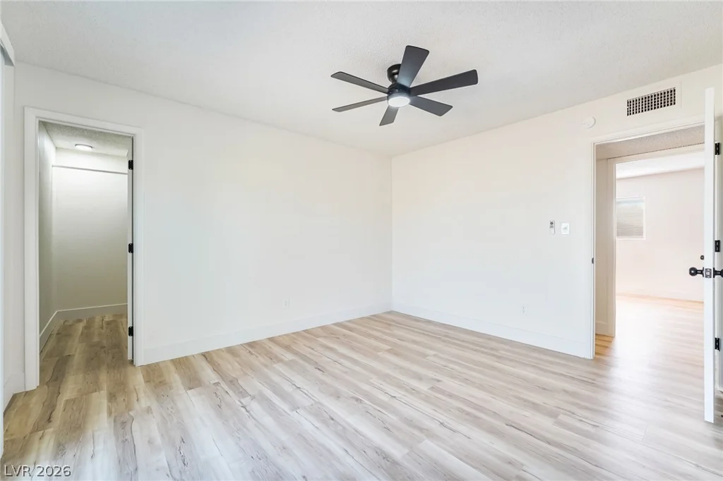 3256 Brentwood, Las Vegas, NV 89121