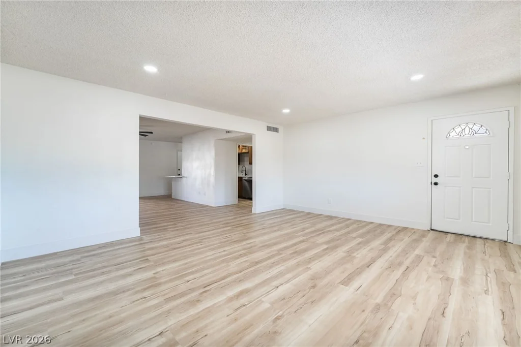 3256 Brentwood, Las Vegas, NV 89121