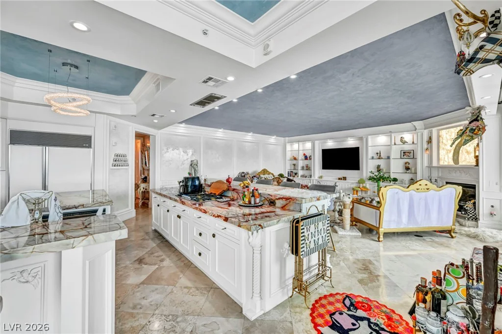 2857 Paradise, Las Vegas, NV 89109