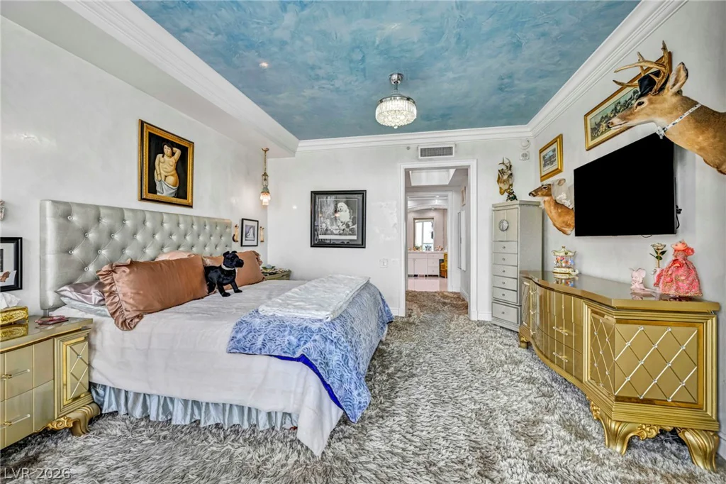 2857 Paradise, Las Vegas, NV 89109