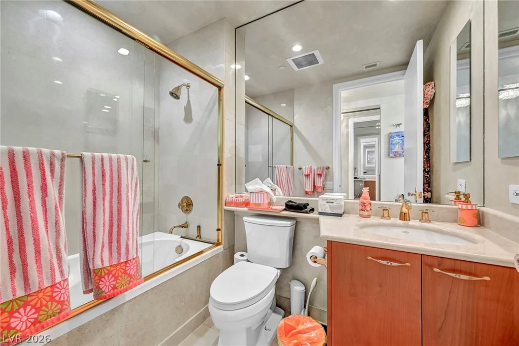 2857 Paradise, Las Vegas, NV 89109