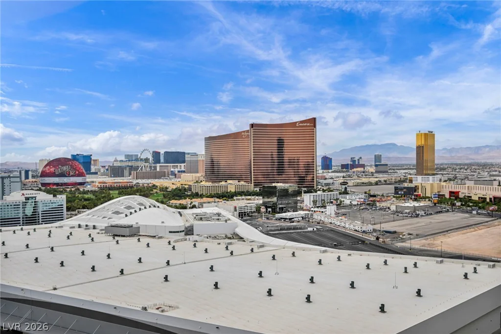 2857 Paradise, Las Vegas, NV 89109