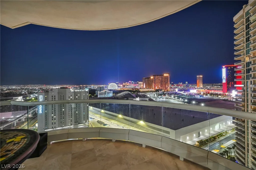 2857 Paradise, Las Vegas, NV 89109