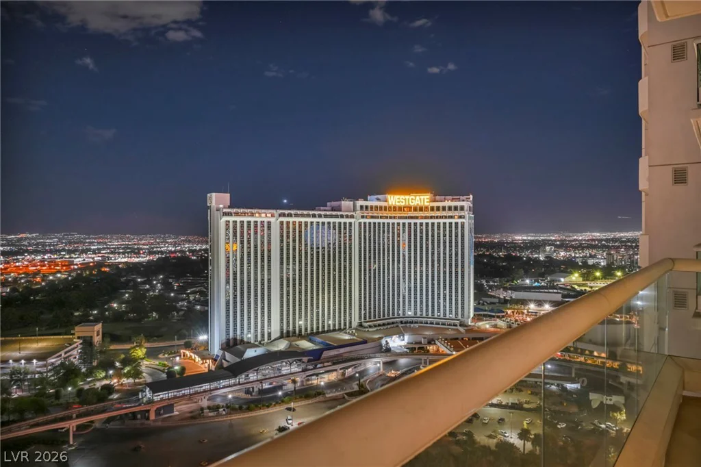 2857 Paradise, Las Vegas, NV 89109