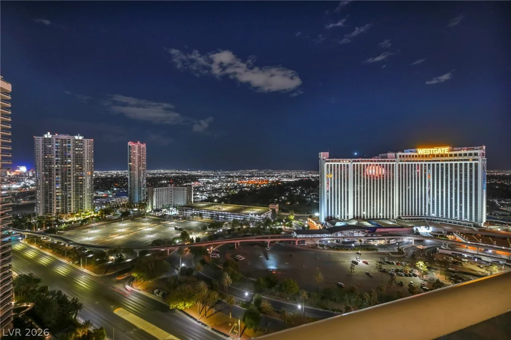 2857 Paradise, Las Vegas, NV 89109