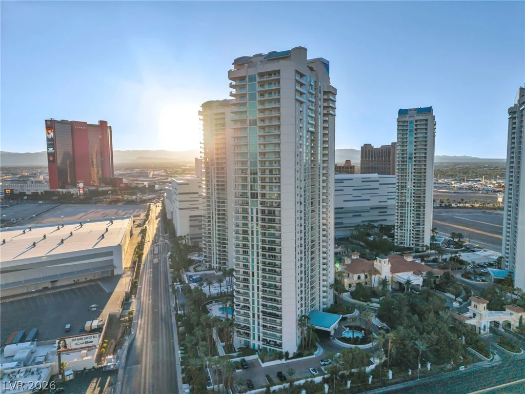 2857 Paradise, Las Vegas, NV 89109