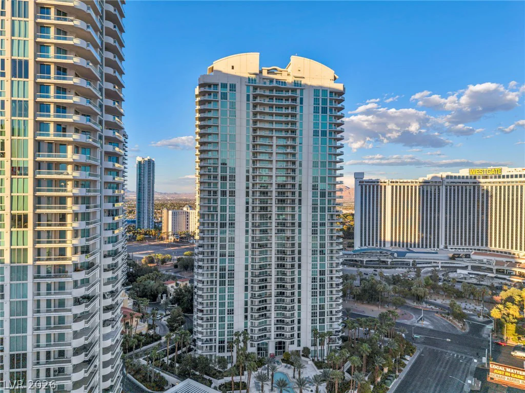 2857 Paradise, Las Vegas, NV 89109