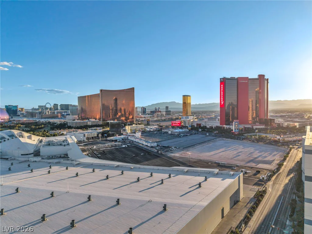 2857 Paradise, Las Vegas, NV 89109