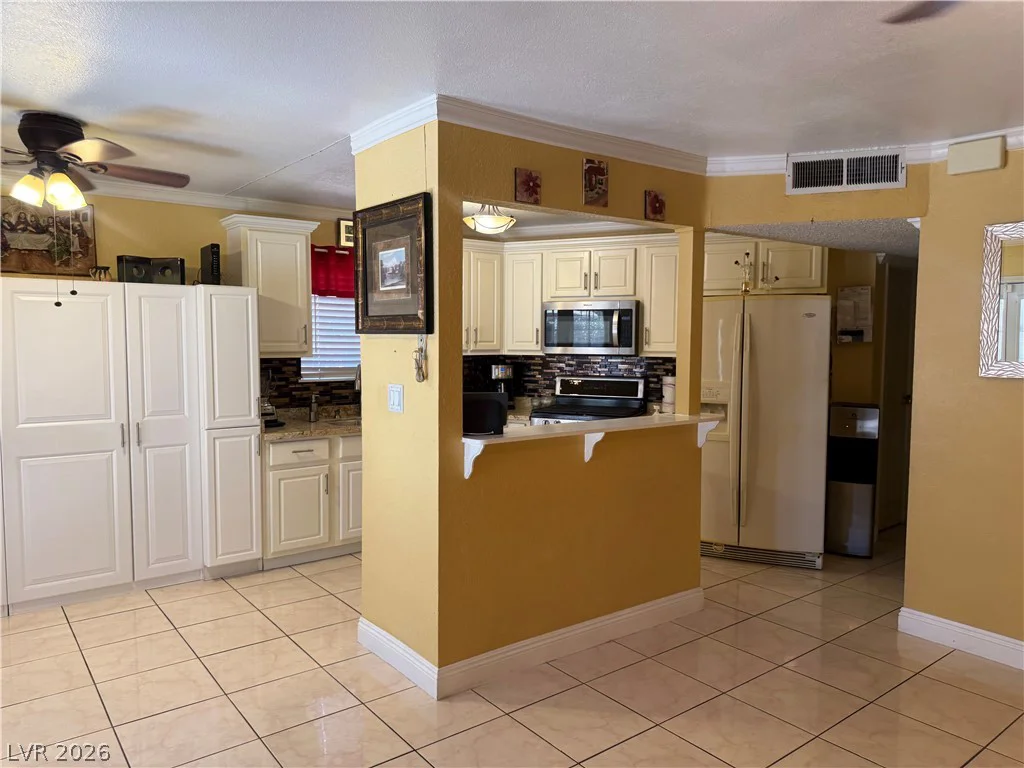 3715 Nelson, North Las Vegas, NV 89030