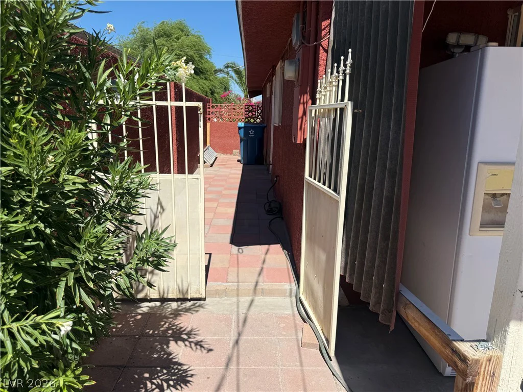 3715 Nelson, North Las Vegas, NV 89030