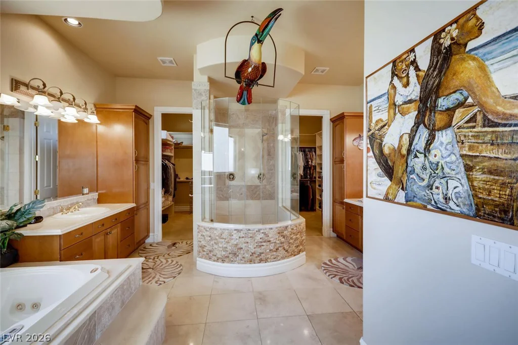 6325 Iron Mountain, Las Vegas, NV 89131
