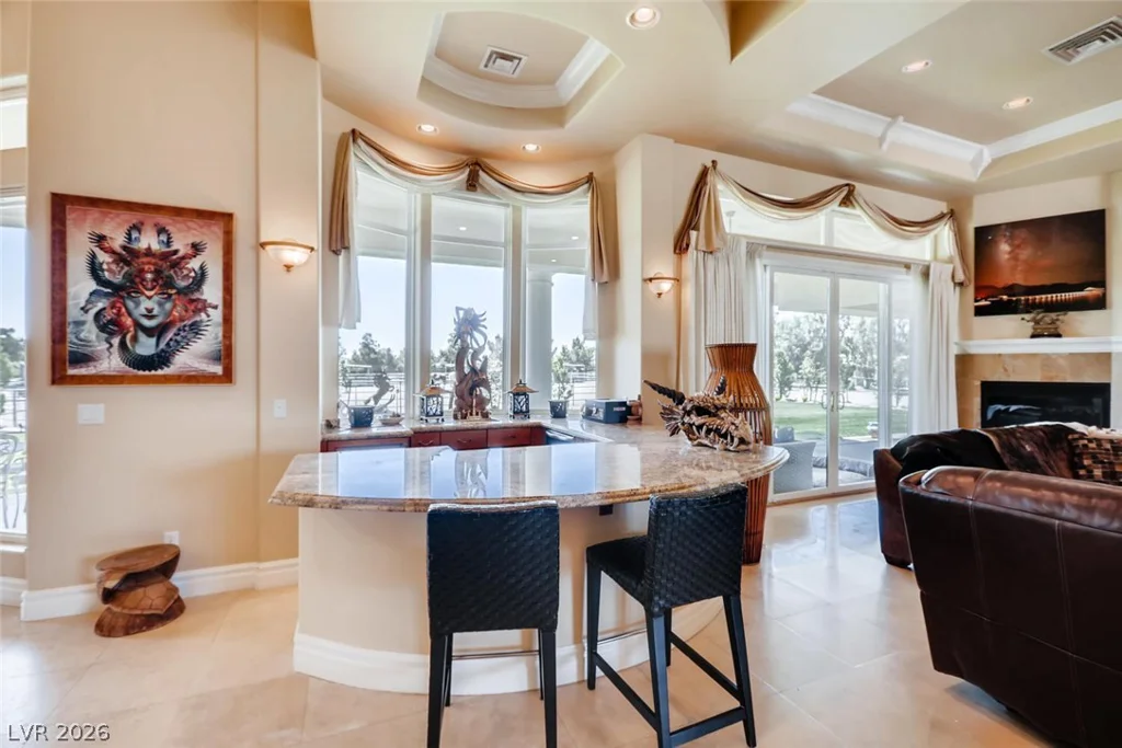 6325 Iron Mountain, Las Vegas, NV 89131