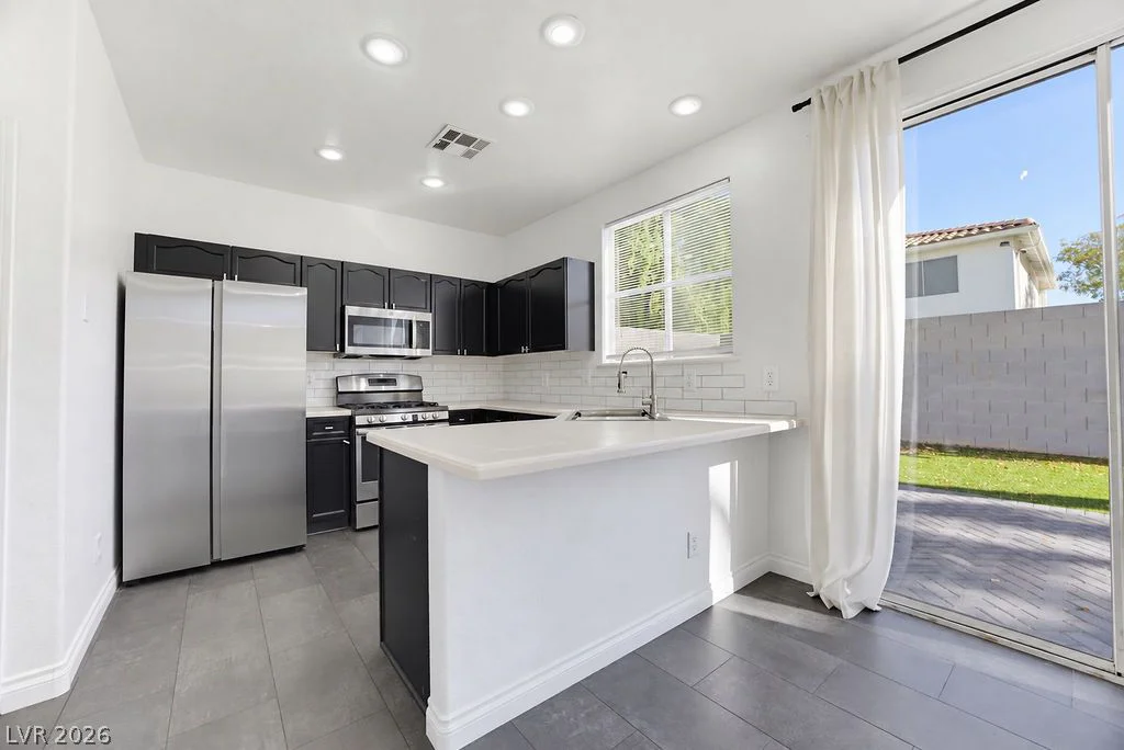 1079 Country Skies, Las Vegas, NV 89123