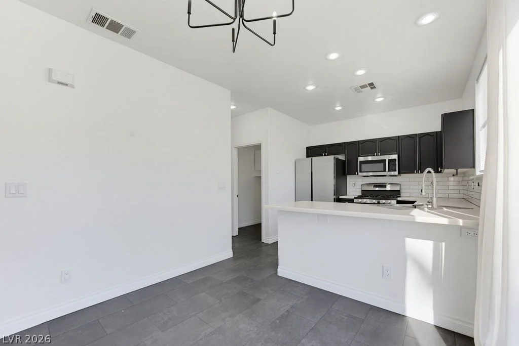 1079 Country Skies, Las Vegas, NV 89123