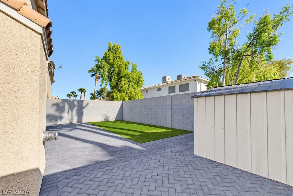 1079 Country Skies, Las Vegas, NV 89123