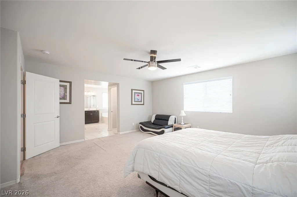 7693 Gallego Plains, Las Vegas, NV 89113