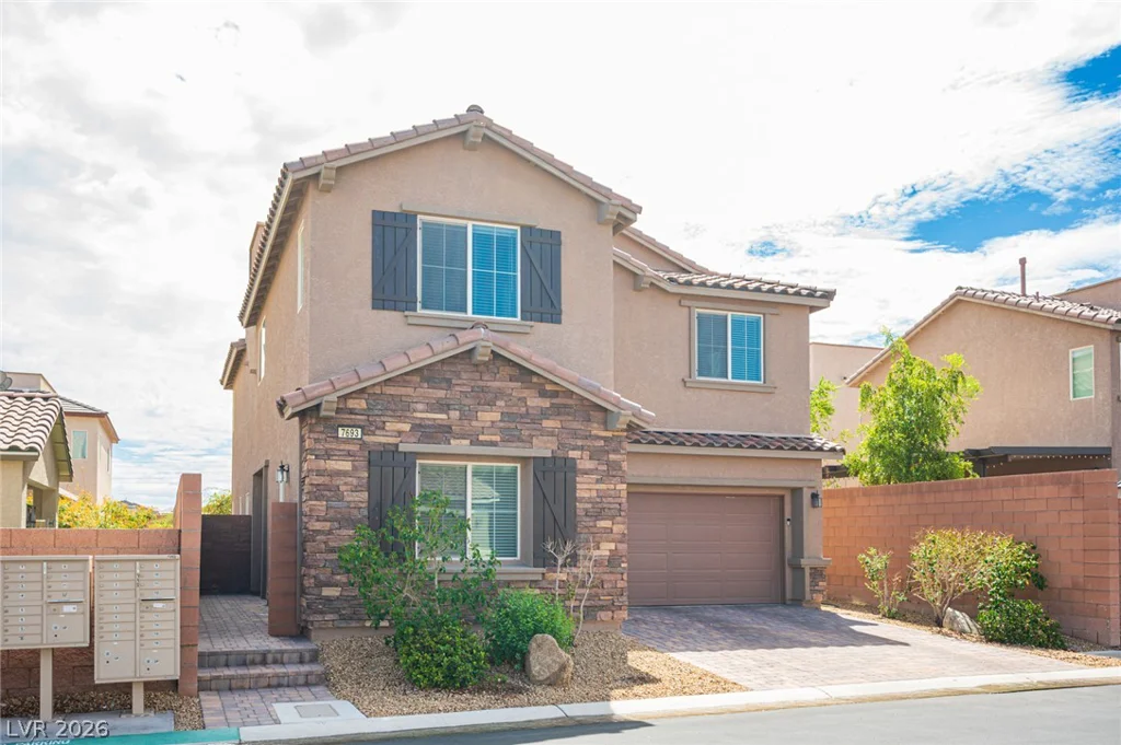 7693 Gallego Plains, Las Vegas, NV 89113